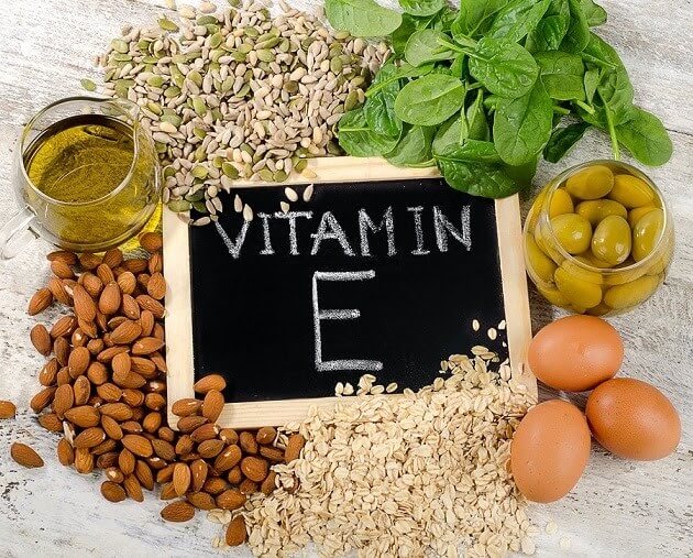 Cách trị nám chân sâu tại nhà với sự hỗ trợ vitamin E